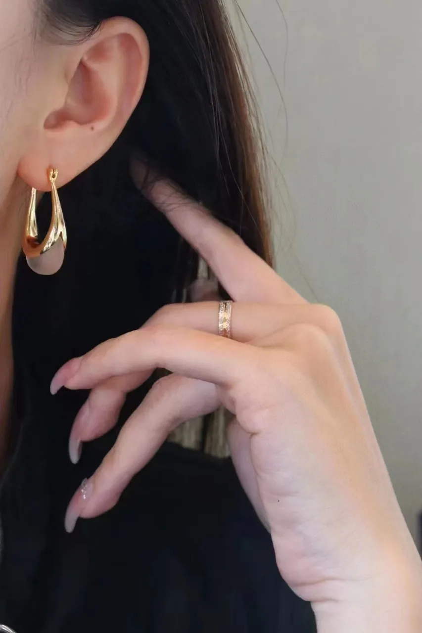 

Niche High Sense 925 Silver Natural White Crystal Drop Dangle Buckle Earrings Luxury Women Accessories 9K 14K Solid Gold Earring
