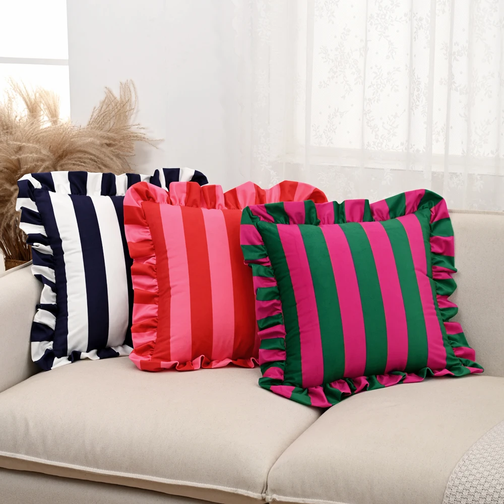 Striped Lace Velvet Pillowcase Image 6