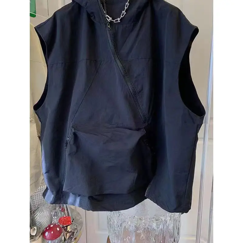 New Spring/Summer Extra Large Loose Casual Oblique Zipper Pocket Hooded Vest for Men and Women Versatile, Handsome and Stylish
