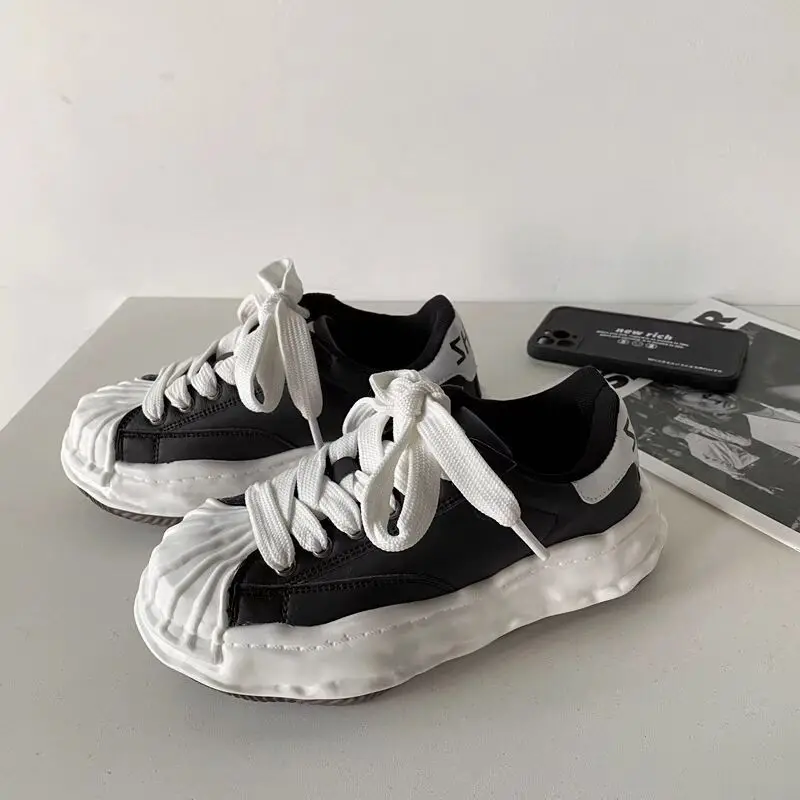 

Ins trendy couple shoes Boys and girls casual shoes breathable sports shoes students flat bottom shoes girls shoes boys shoes