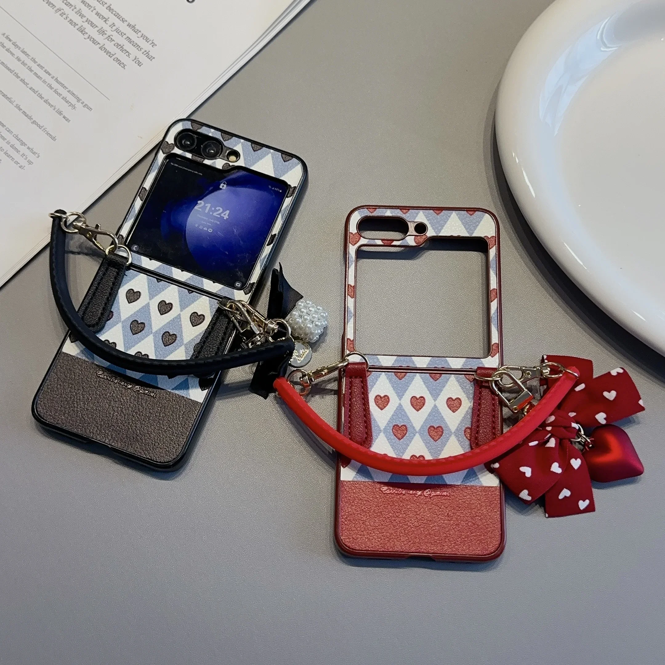 Unique Fashion Heart Bowknot Silicone Strap Leather Phone Case Cover