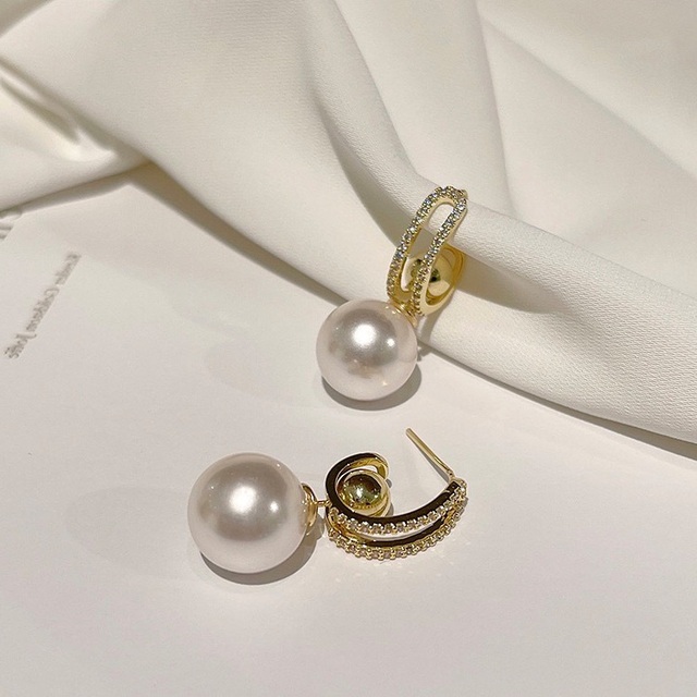Simple Celebrity Style Gold Pearl Drop Earrings For Woman 2022 Korean Fashion Jewelry Wedding Girl's Sweet Accessories
