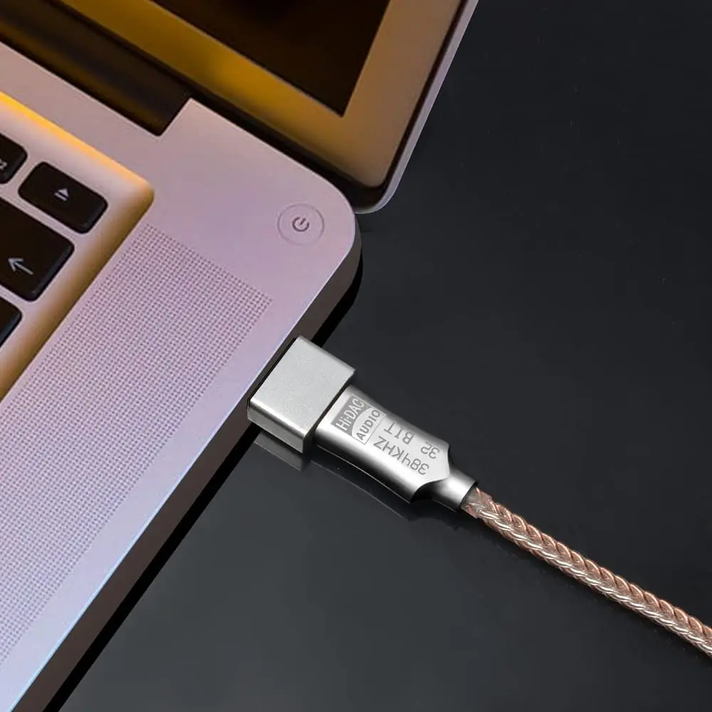 High-Fidelity USB-C to 3.5mm Audio Converter with DAC and Headphone Amplifier