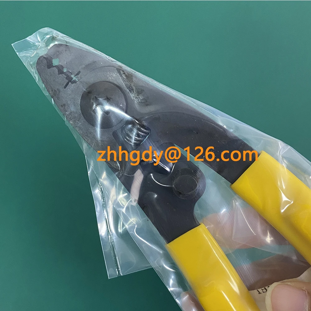 Three in one rubber wire pliers Three port wire stripper Optical fiber wire stripper