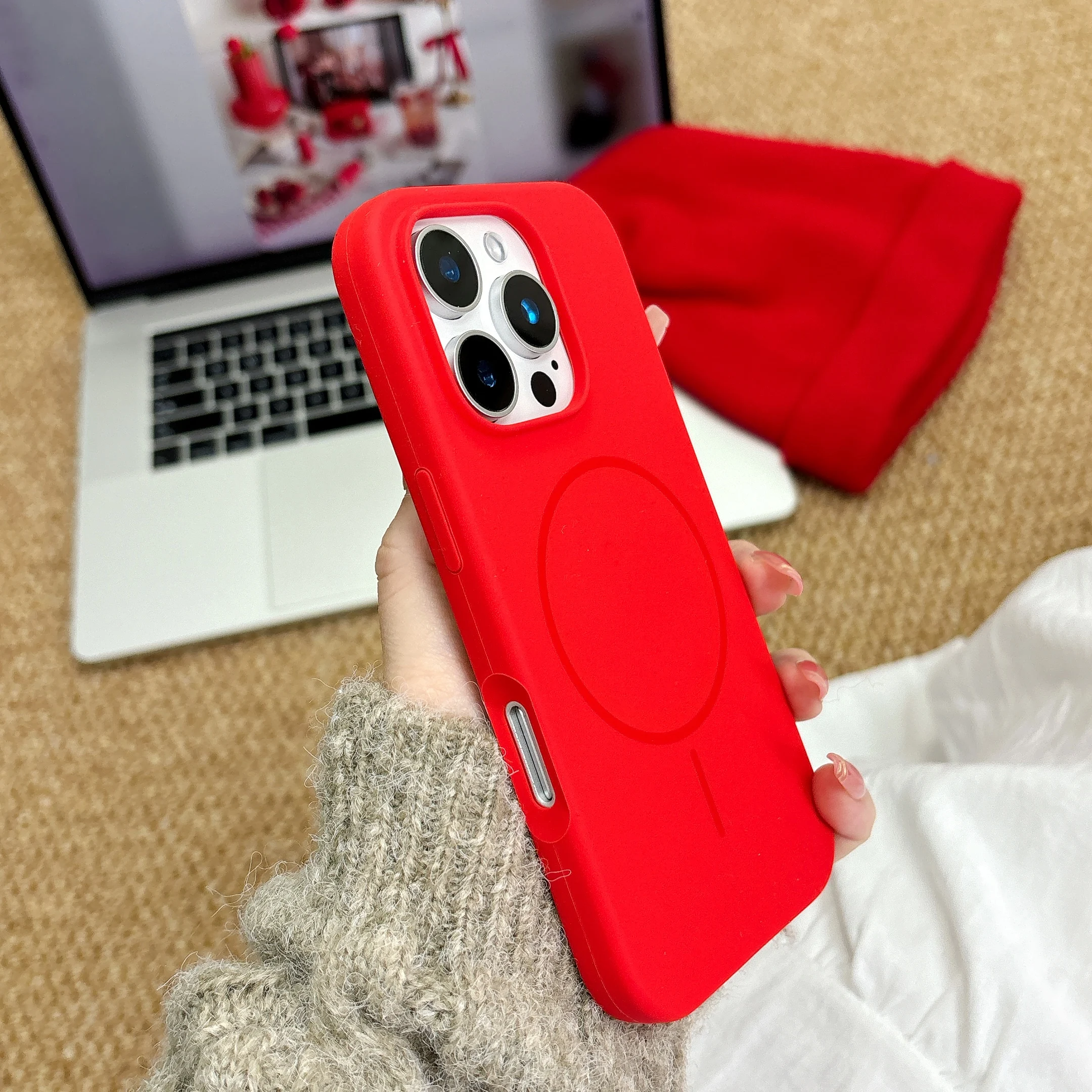 Premium Liquid Silicone Magnetic Wireless Charging Case - Chinese Red