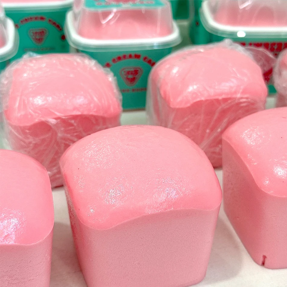 Jumbo Kawaii Ice Cream Squishy Soft Cake Bread Fidget Toy Cream Scented Slow Rising Anti Stress Relieve Squeeze Toys Kids Gifts Kitchen Food Toys Food Model