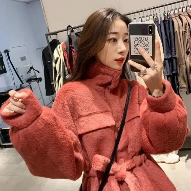 Women Fashion Thick Warm Winter Jacket Made Fur Coat Super Atmosphere Slim Teddy Long Sleeve Jacket Vintage Clothing