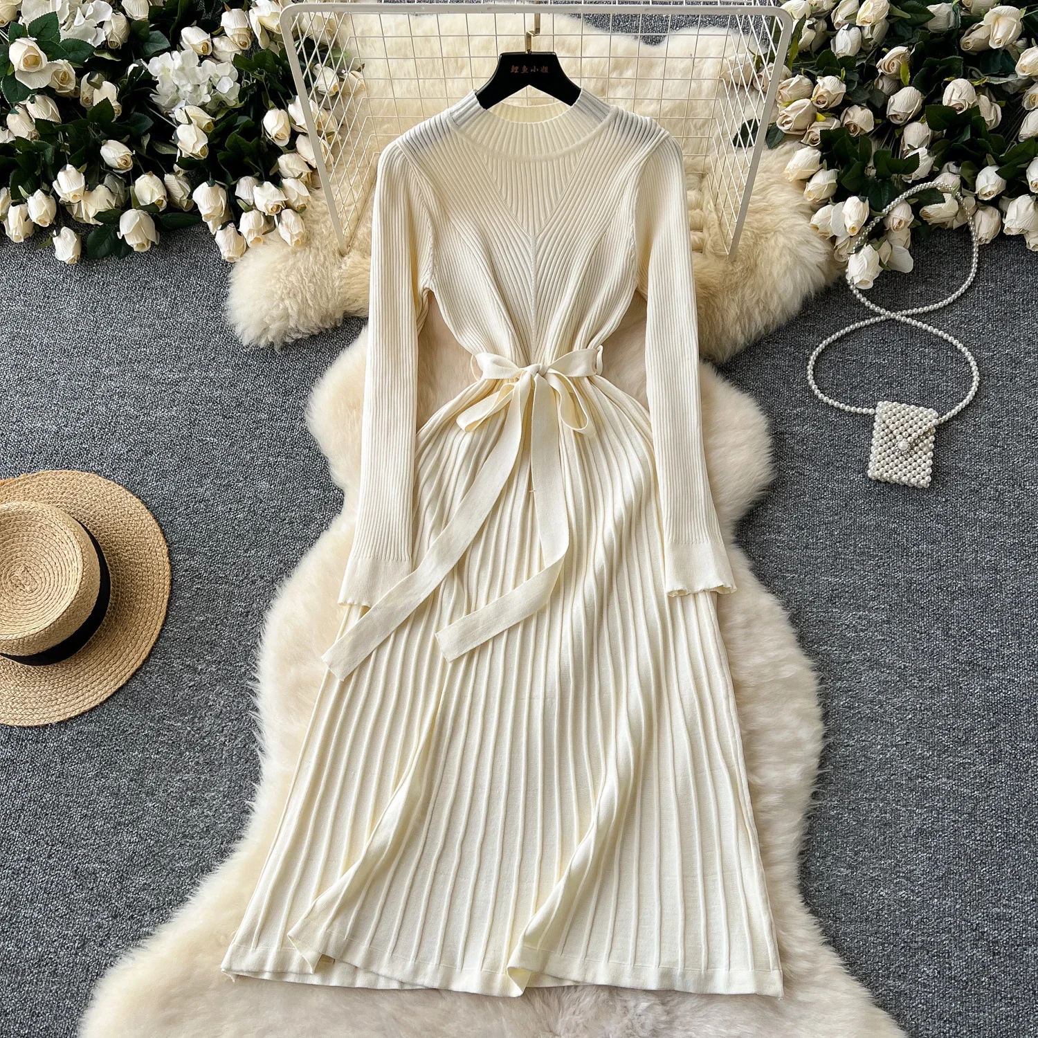 Women Autumn Elegant O-Neck Knitted Wool Sweater