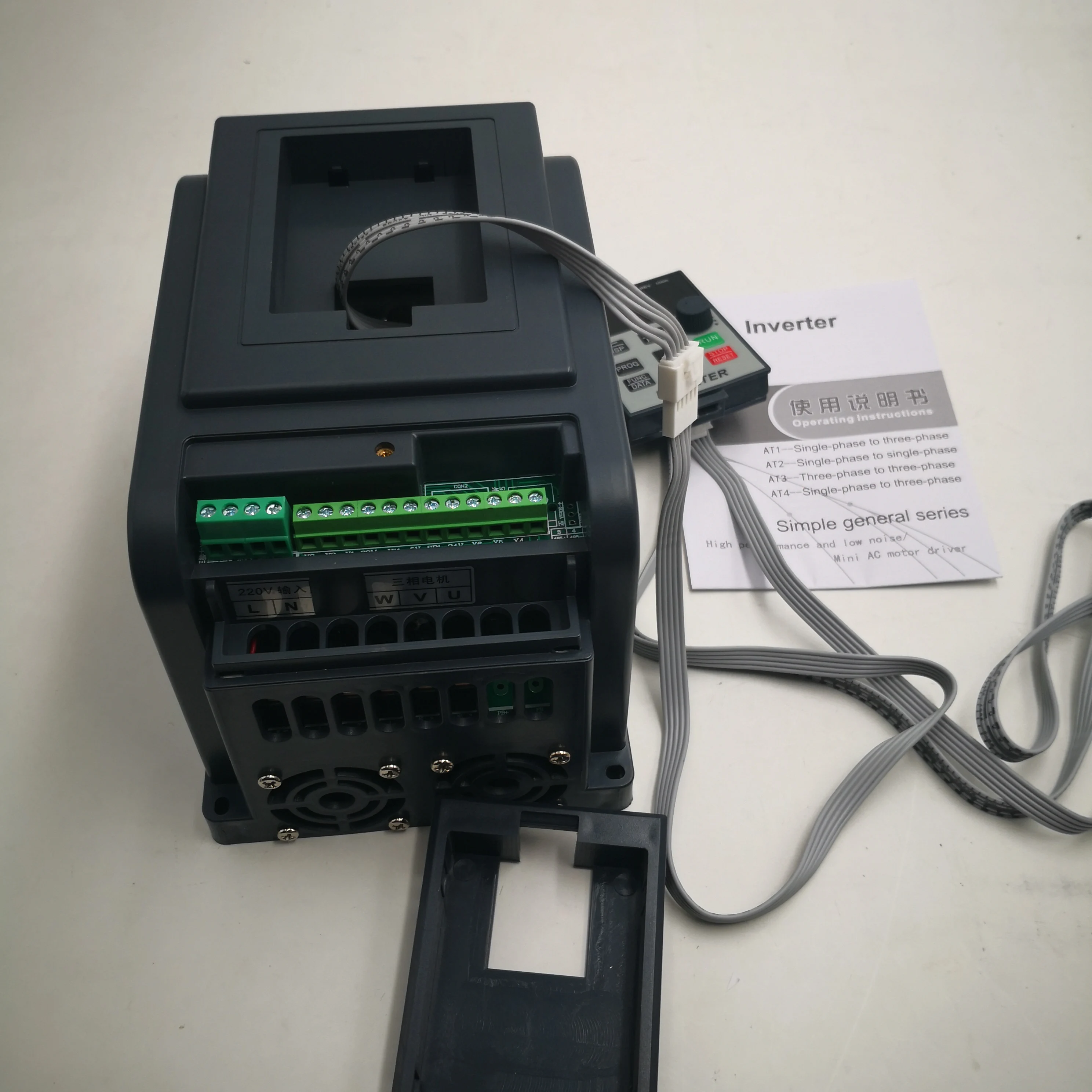 XSY-AT4 단상 입력 및 380- 3 상 출력 주파수 변환기, 구동 주파수 인버터 VFD, 2.2KW(3HP), 220V