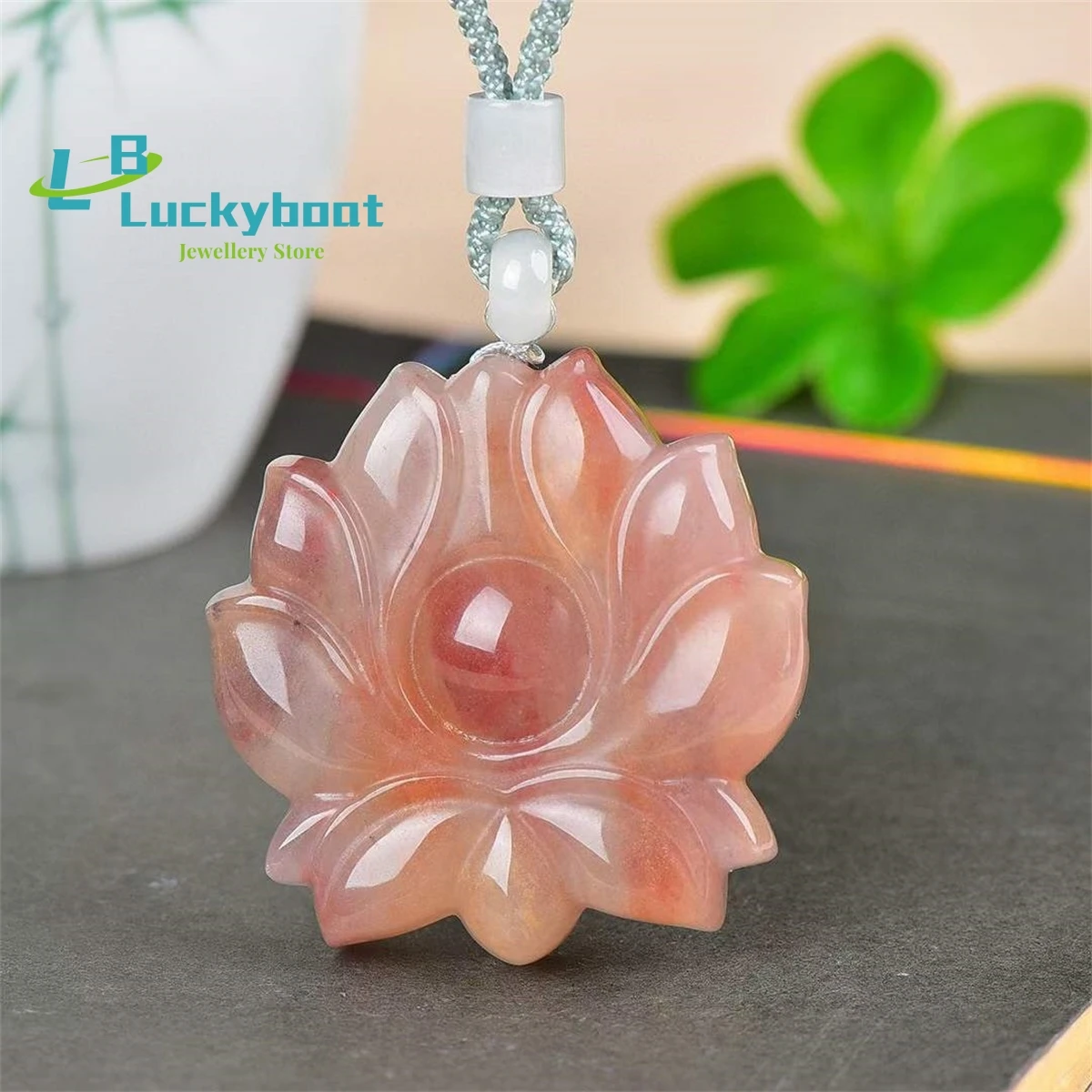 

Natural Gold Silk Jade Lotus Pendant Simple and Elegant Personality Exquisite Fashion Versatile for Men and Women