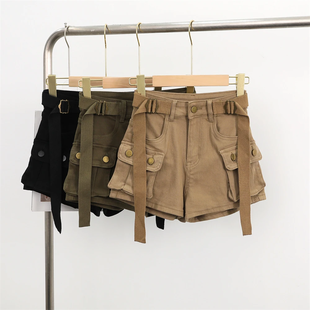 

Large pocket design military green workwear pants, loose and slimming denim shorts, versatile and high waistband for women
