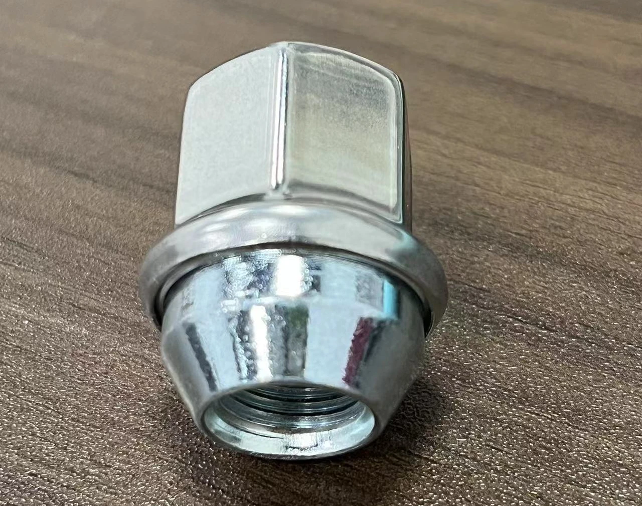 For 2012-2018 Jeep Grand Cherokee Tire Lug Nut 06509422AA