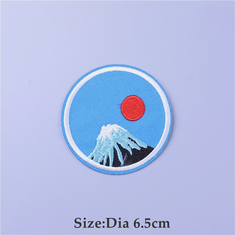 Outdoor Adventure Mountain Clothing Patches Camping Travel Thermoadhesive Iron-on Clothing Embroidery Patches On Clothes 