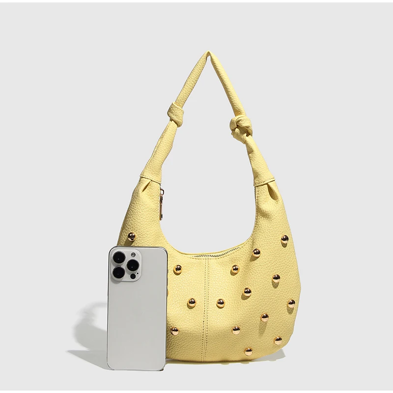 Pilzniete Hobo Unterarm-Umhängetasche, Halbmondknödel-Handtasche, Designer-Clutch mit Metallnieten und Punkten, kompakte, schicke Damen-Einkaufstasche – Detail 14