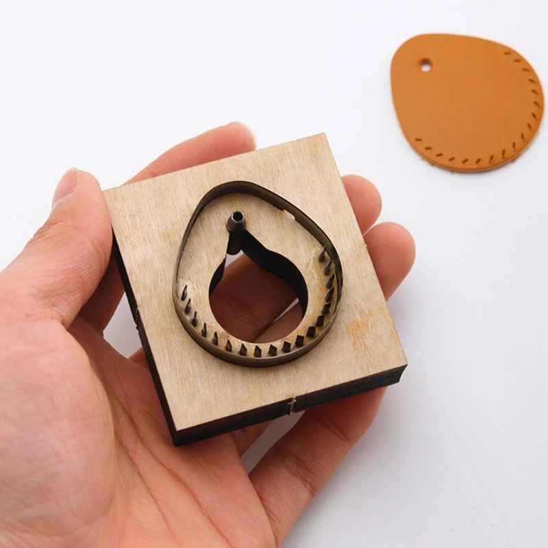RFID 열쇠 고리 가죽 태그 가죽 템플릿, 나무 펀칭 다이 커팅 금형, 눈물 방울 키체인 홀더, 가죽 금형 공예