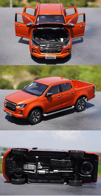 1:18 Original ISUZU D-MAX Pickup 2021 Truck Transport