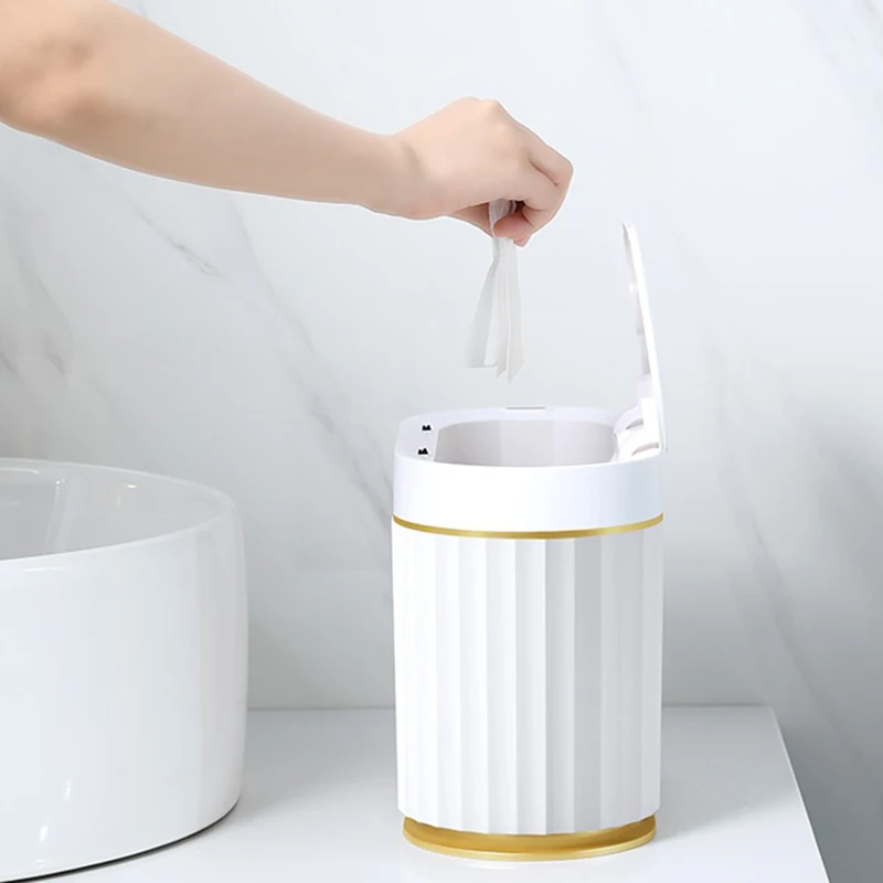 

7L Smart Sensor Trash Can Can For Kitchen Garbage Tin For Bathroom Light Luxury Family Living Room Cracks Trash Bin