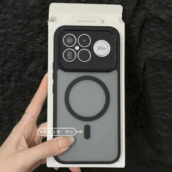 Cover posteriore shockproof opaco traslucido satinato con protezione ad airbag e ricarica magnetica wireless MagSafe