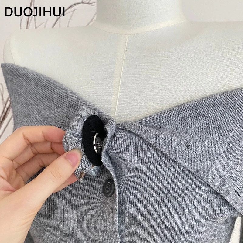 DUOJIHUI 그레이 시클리 슬래시 넥 슬림 여성 가디건, 긴 소매 싱글 브레스티드, 단색, 스위트 여성 가디건, 가을 패션