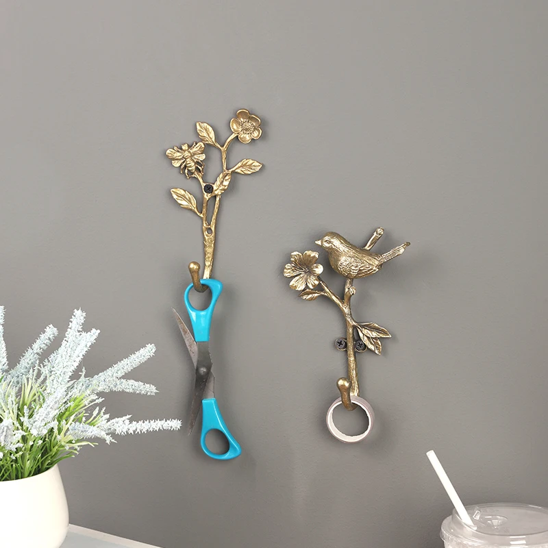 Alloy Decorative Hook 2pcs Retro Hook Set Golden Wall Coat Racks Flowers Bird Hanger Room Decoration Accessories Key Holder 2