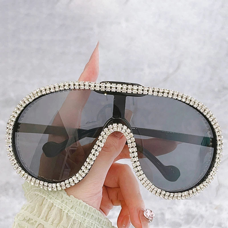 

Big Frame One Piece Sunglasses With Bling Rhinestone Oversized Luxury Sun Glasses Fashion Aviator Women Shades Travel Goggles