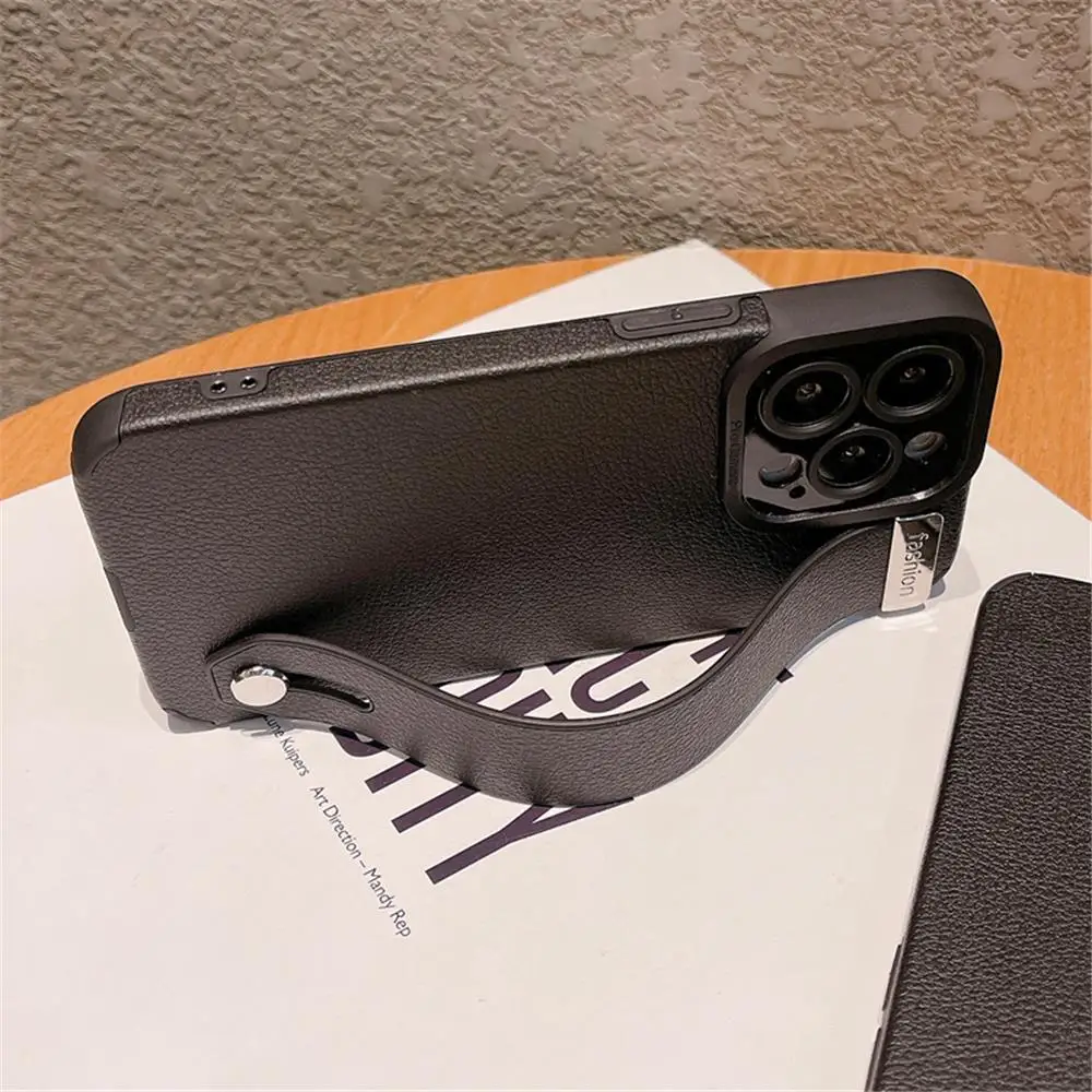 Luxury Leather Wrist Strap Holder Stand Phone Bracket Cover For iPhone 15 14 Pro Max 11 12 13 Pro Max Shockproof Silicone Case