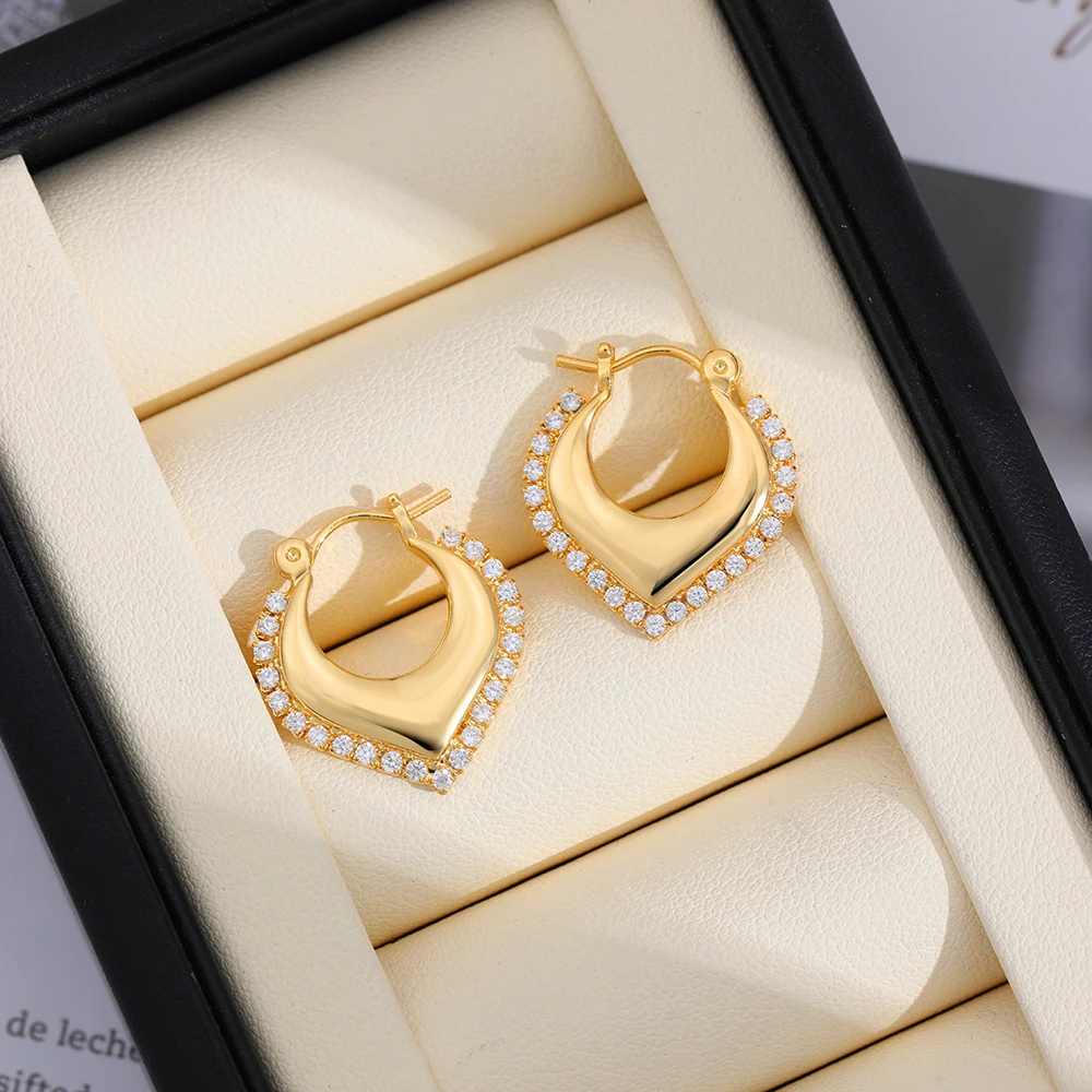 Minimalist 18K Gold Plated Geometric Hoop Earrings for Elegant Women Shiny Rhinestone Huggie Ear Hoops Vintage Jewelry Bijoux