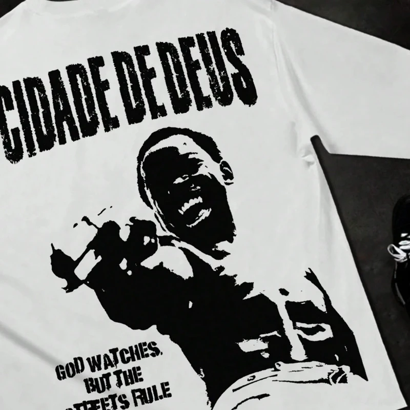 Urban street style long-sleeved T-shirt with bold graphic prints featuring a black and white art design, made of pure cotton. view 2