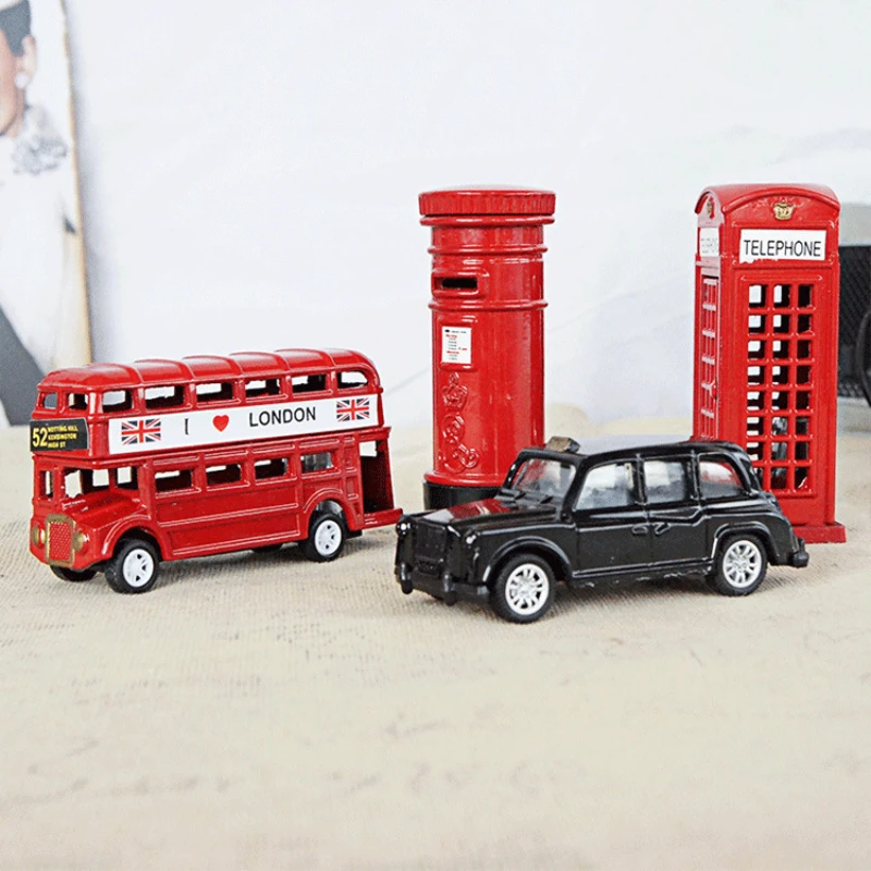 

Vintage British Europe Bus Model Miniature Red Green Pencil Sharpener London Metal Retro Home Decoration Antique Children Toy