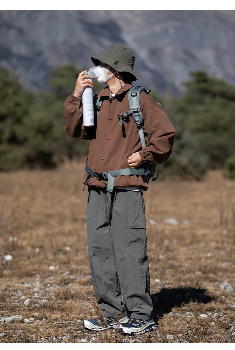 Mountain outdoor straight leg casual pants loose buckle waistband design functional style pants men clothing joggers