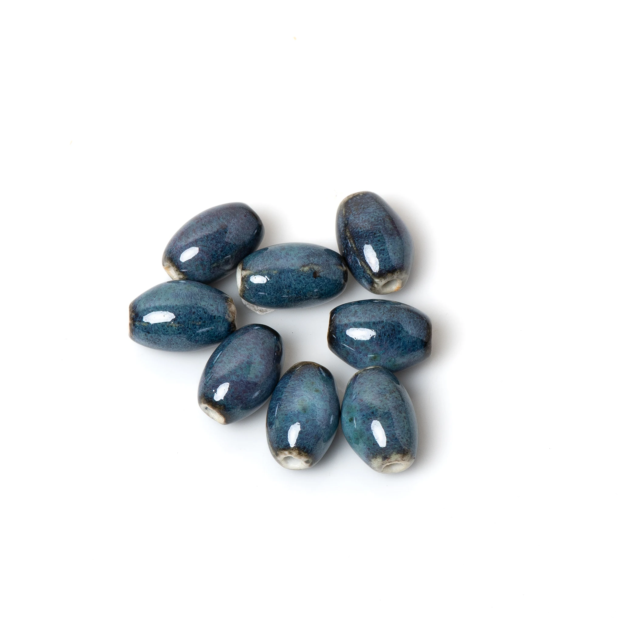Dunkelblaue glasierte Keramikperlen in Fassform für die Herstellung von DIY-Halsketten, Armbändern und Ohrringen, 21 x 14 mm – Detail 2