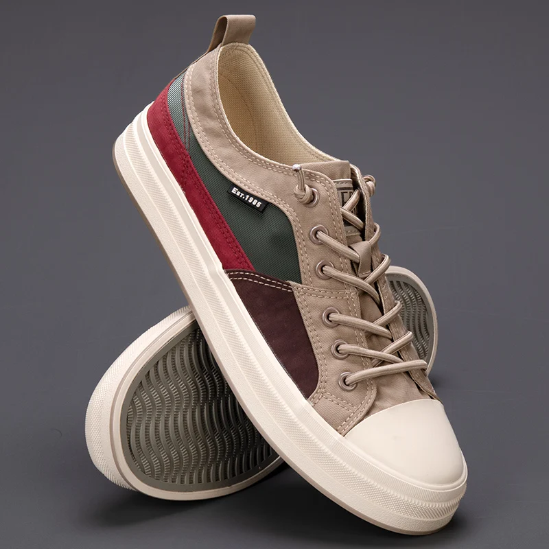 Hot sale Fashion Men's Canvas Shoes 2024 Design Slip-on Casual Sneakers Men Summer Breathable Vulcanize Shoes Men Canvas Loafers 5