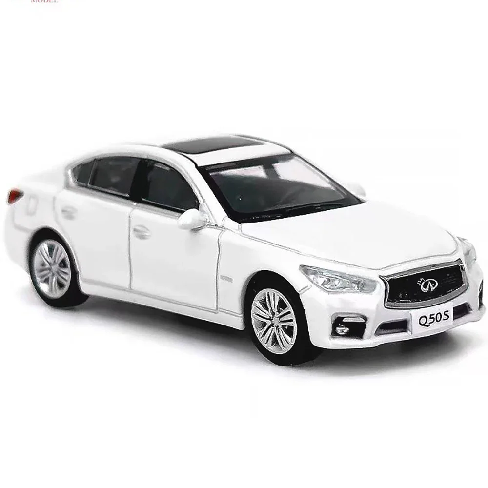 

Original Diecast 1:64 Scale Infiniti Q50S Simulated Alloy Static Car Model Fan Collection Display Home Decoration Metal Ornament