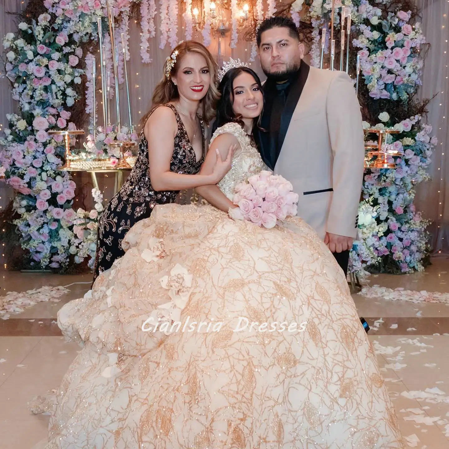 

Gold Glitter Sequined Crystal Quinceanera Dress Ball Gown Off The Shoulder Ruffles Corset Sweet 15 Vestidos De Quinceañera