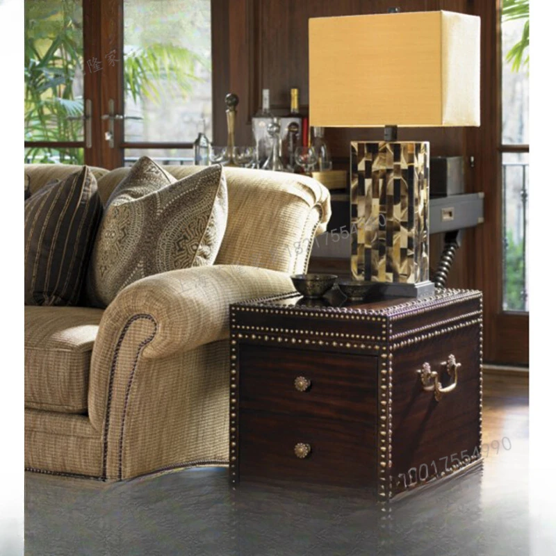 Solid wood retro distressed rivet storage, sofa side several storage cabinets, complete living room