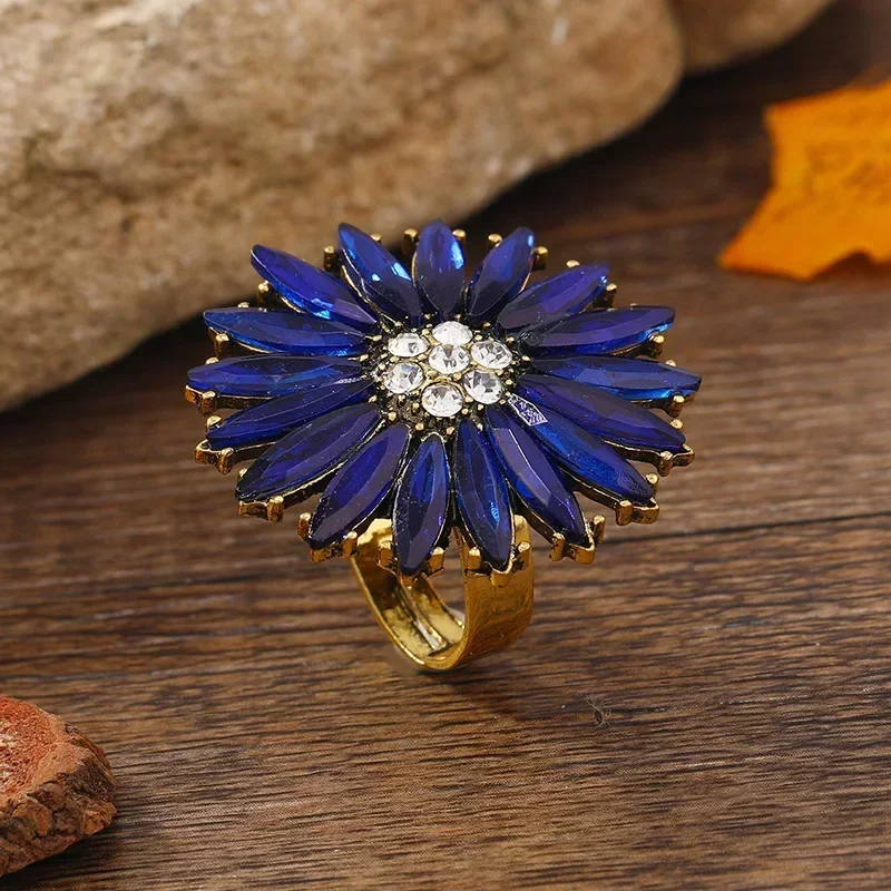 Simple Retro Creative Exaggerated Sunflower Ring Jewelry Fashion Trend Adjustable Flower Ring Engagement Rings For Women finger rings,fashion rings,engagement rings