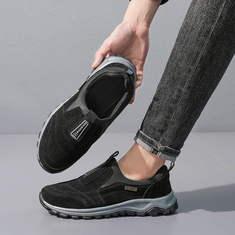 High Quality Indestructible Man Shoe Sneakers Breathable Running Shoes Lightweight Anti-slip Outdoor Men's Sneakers Male Shoes