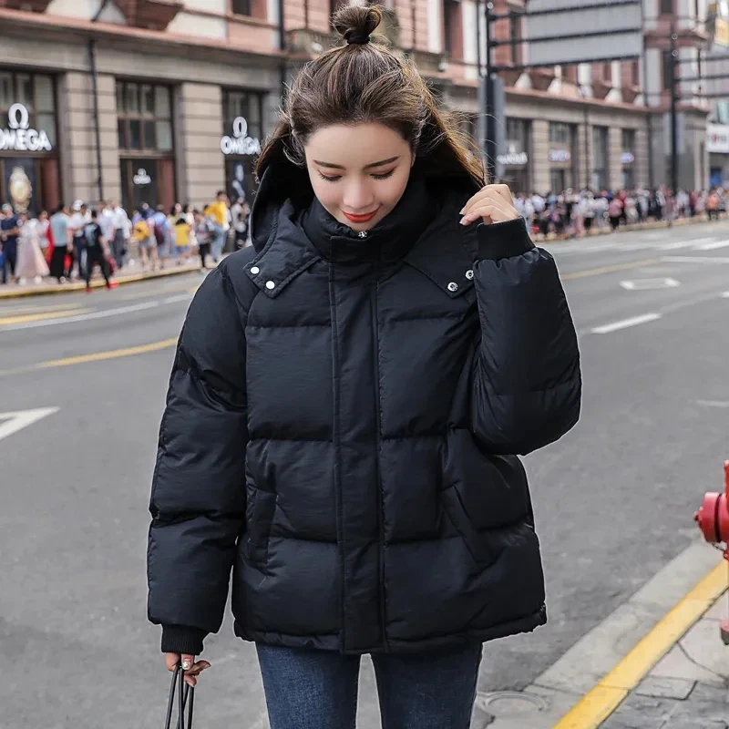 

Пуховик женский зимний х/б, свободного покроя, с капюшоном