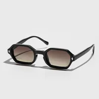 Lunettes de soleil à petite monture carrée, exquises, à la mode, robustes et durables, pour réunions de fête, plage, voyage, résistantes aux UV400 2