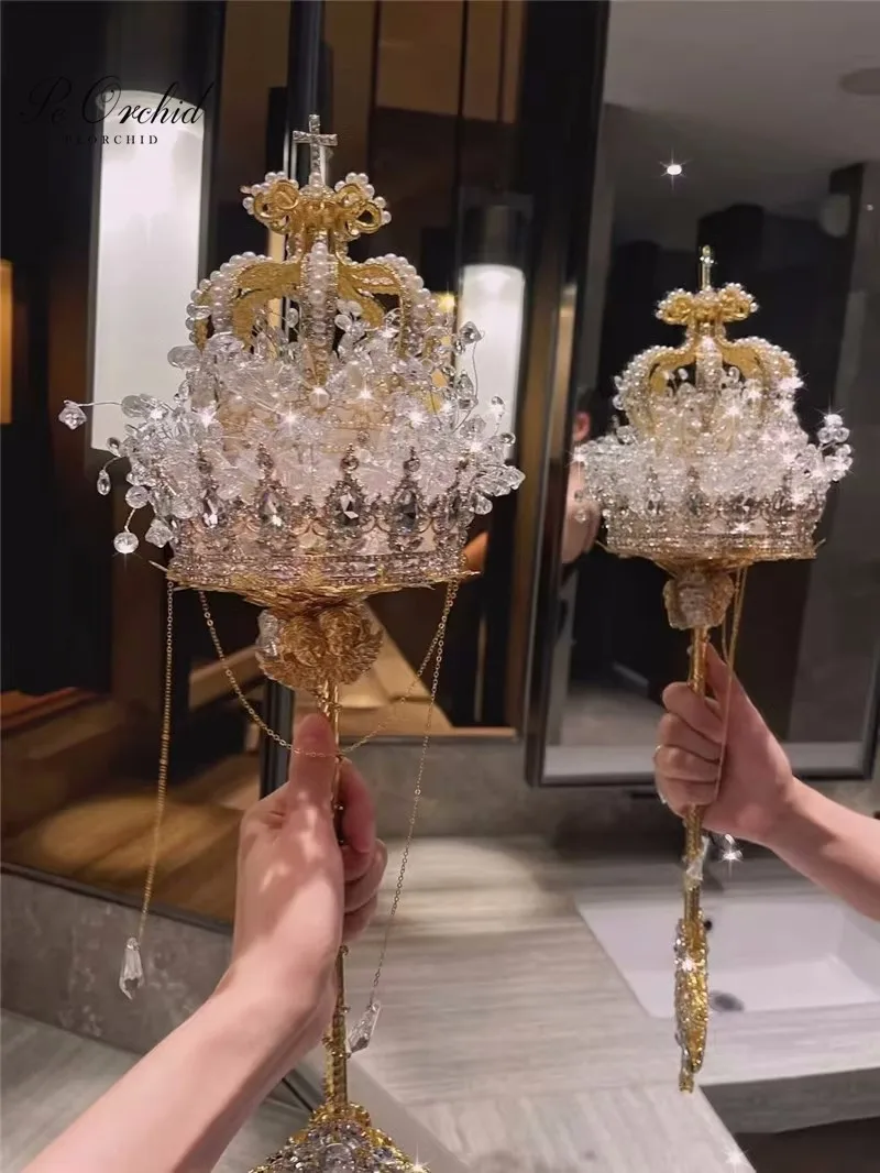 PEORCHID Gothic Wedding Bouquet Mariee Crystal Luxury Quinceañera Hand Bouquet Large Golden Crown Scepter Bridal Bouquets