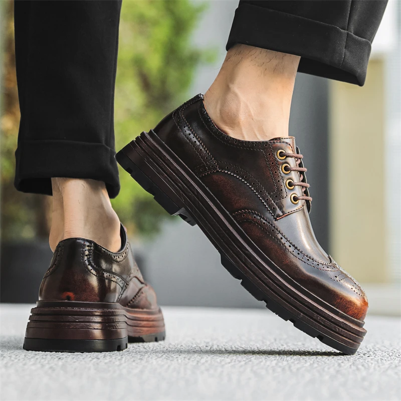 Brogue Genuine leather men's leather shoes Vintage Classic Style Fashion Leisure Business Party Thick soled men's wedding shoes