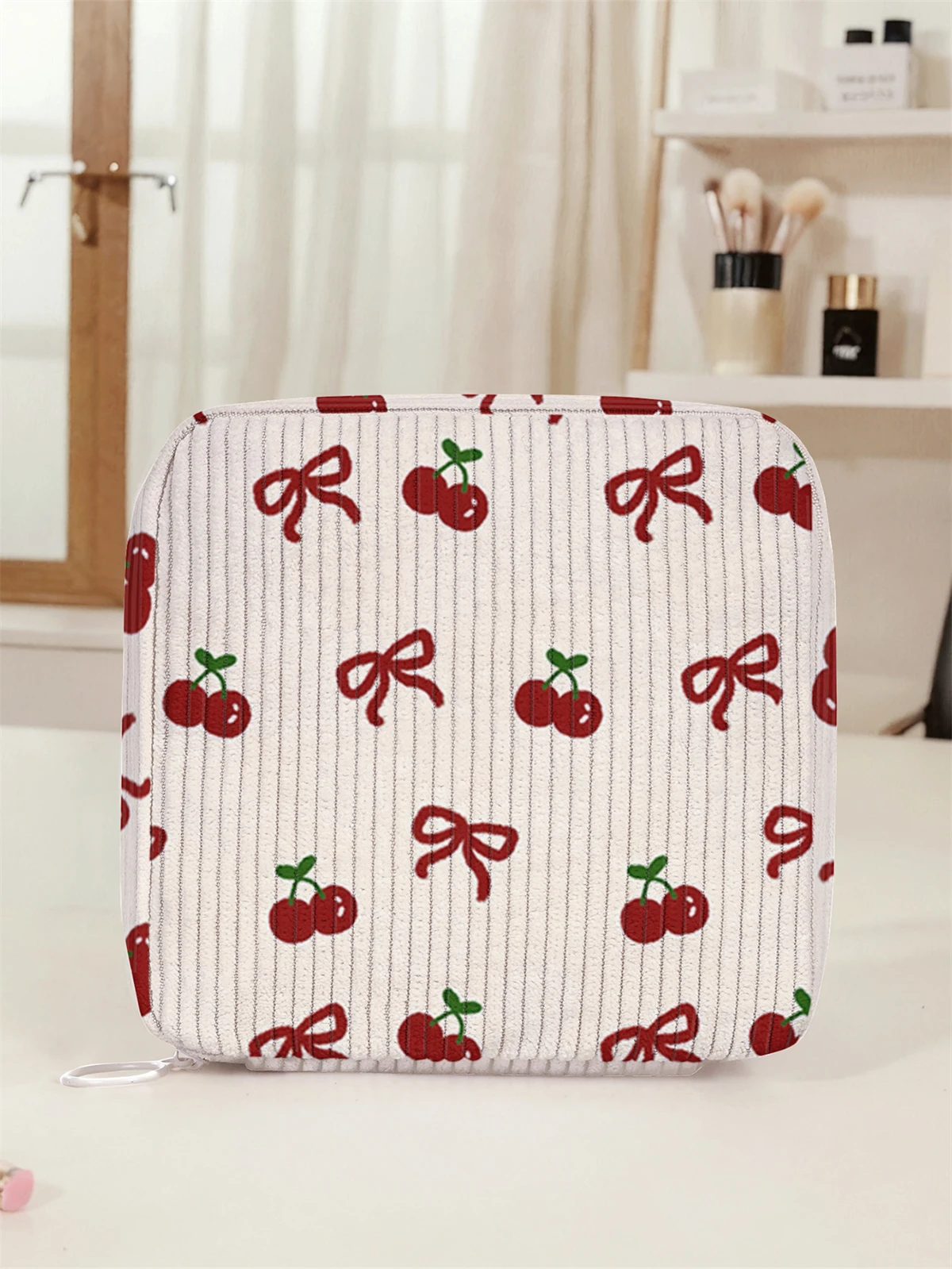 Butterfly pattern printed sanitary napkin storage bag, women's lightweight tissue bag, sanitary tissue bag