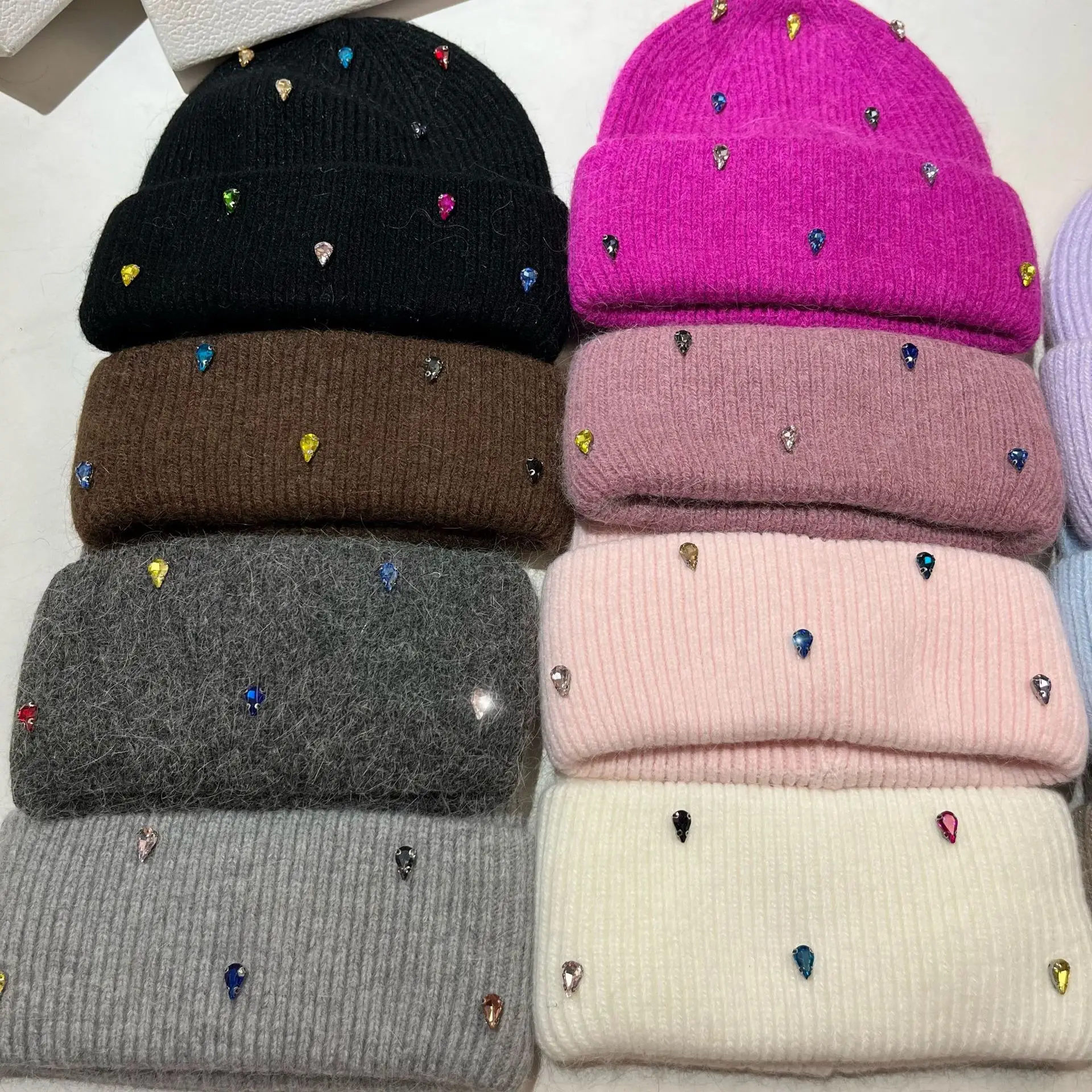 Bunte Strass Winter Frauen Gestrickte Hut Echt Kaninchen Fell Warme Wolle Skullies Beanies Ohr Schutz Outdoor Skifahren Caps – Detail 3