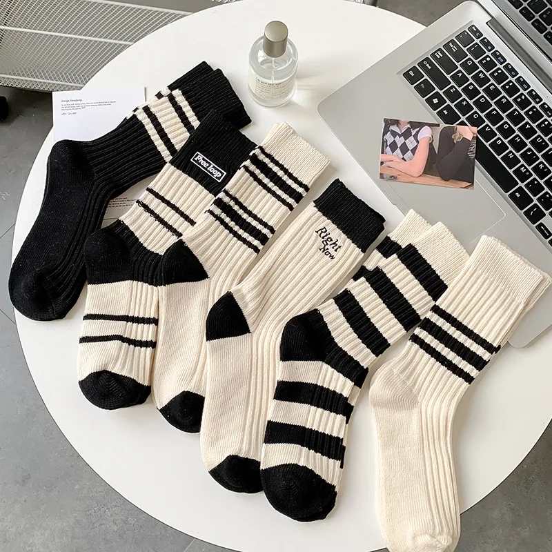 

Cotton Women's Long Socks Medium Tube Korean White Breathable Leisure Girls Embroidery Male Sock Spring Summer Stripe Woman Cute