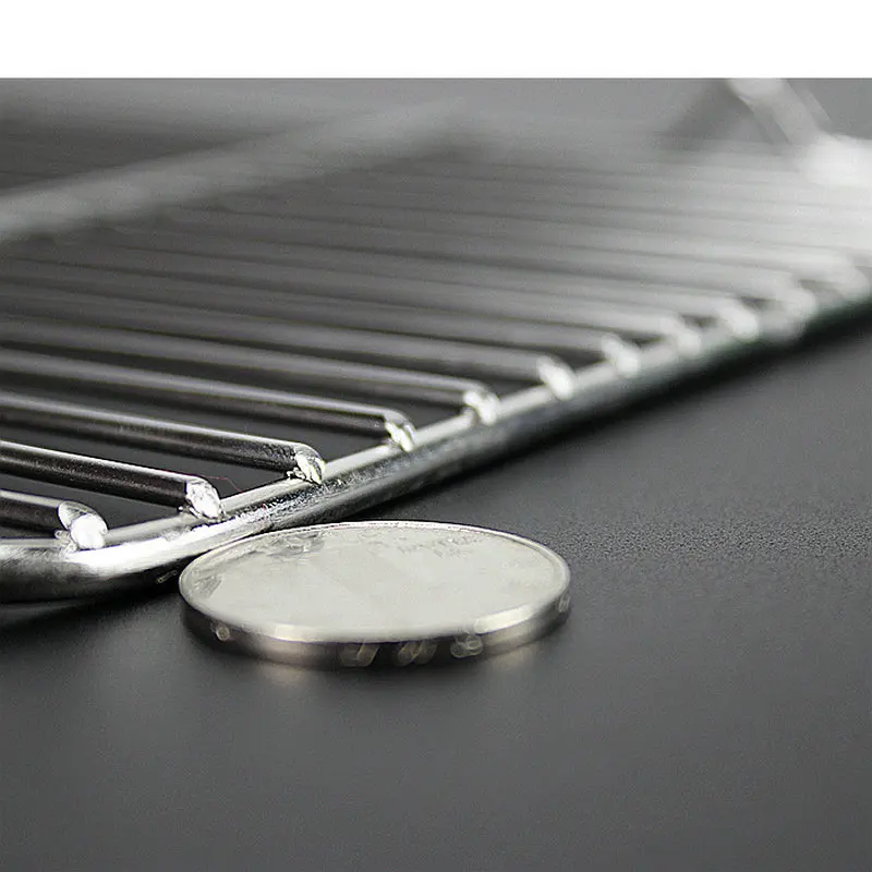 Stainless Steel 304 Food Grade BBQ Charcoal Grate Barbecue Grill Wire Grid Mesh Net with V Feet for Water Oil Draining Grill Replacement Parts