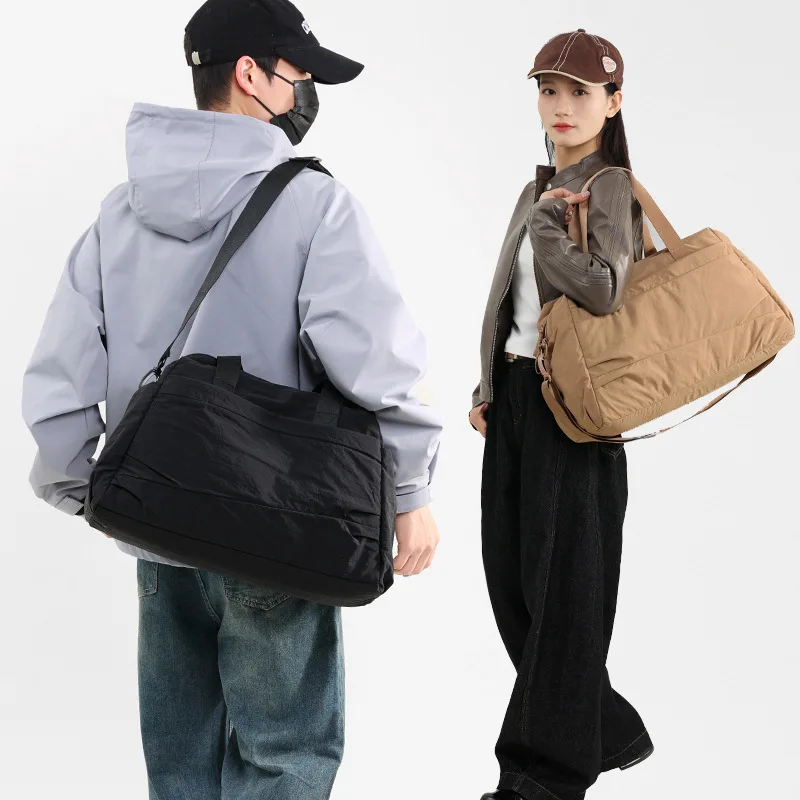 Sac à langer personnalisé pour bébé avec compartiment humide_voghion.com