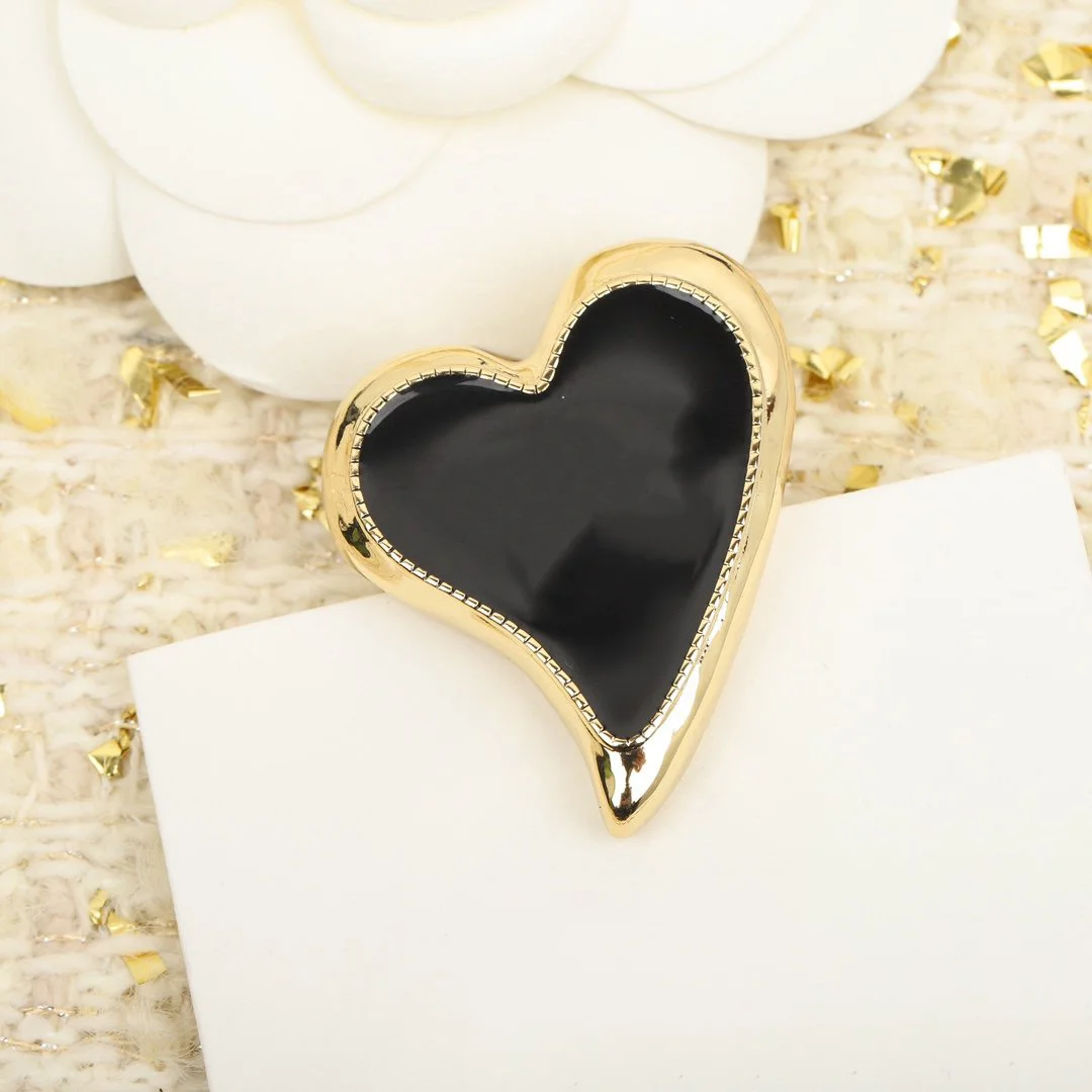 Brand Top Luxury Brand High Quality Vintage Black Peach Heart Diamond Full Of Gold High End Jewelry