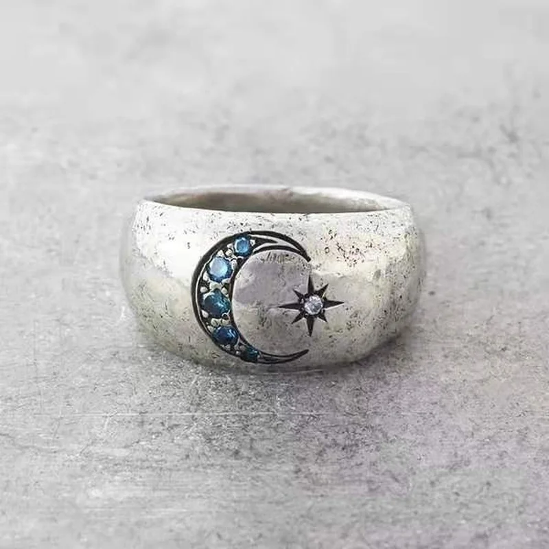 

Vintage Metal Hand Carved Star Moon Ring Inlaid Blue Zircon Women's Daily Wear Popular Rings