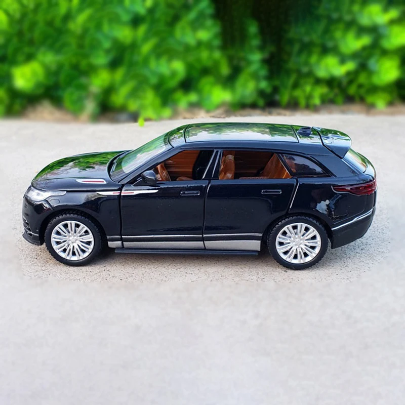 MSZ 1 32 Land Rover Range Rover Velar Sound And Light Model Car Diecast Metal Vehicle Pull Back Car Collection Children Toy Gift