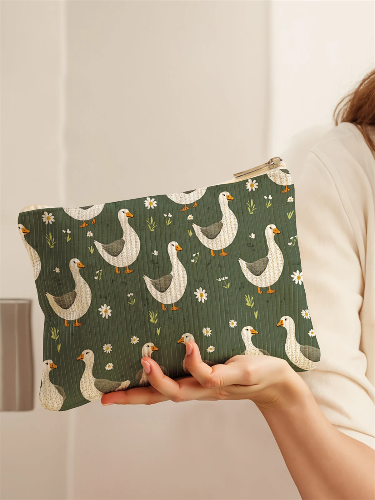 Women's Corduroy Travel Cosmetic Bag Portable Large Capacity Makeup Storage Organizer Zipper Clutch Purse Make up Bag